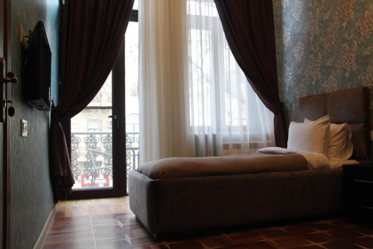 Hotel 1883 Baku Ngoại thất bức ảnh