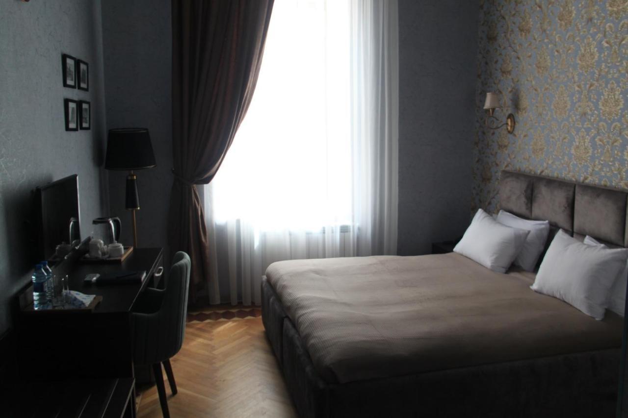 Hotel 1883 Baku Ngoại thất bức ảnh