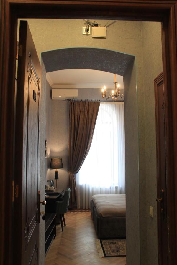Hotel 1883 Baku Ngoại thất bức ảnh