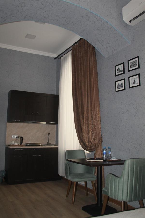 Hotel 1883 Baku Ngoại thất bức ảnh