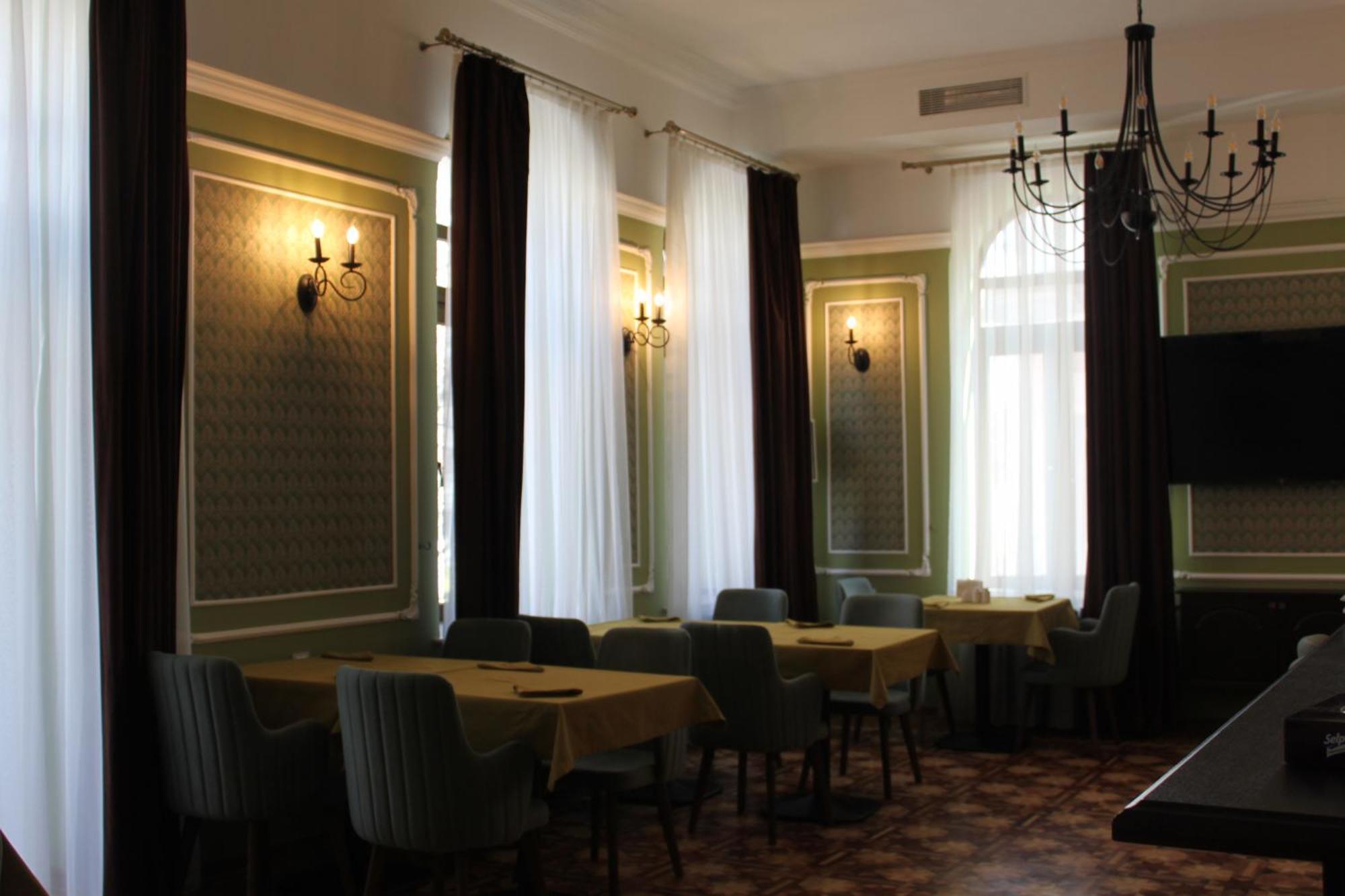 Hotel 1883 Baku Ngoại thất bức ảnh