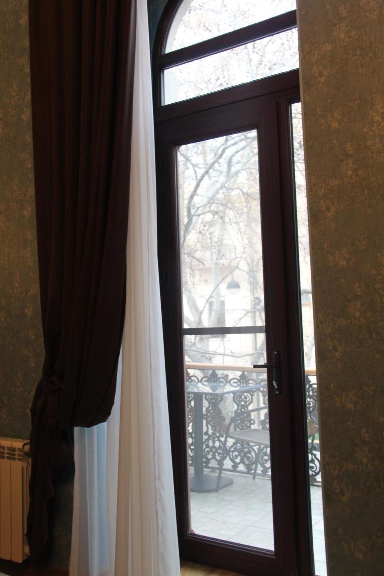 Hotel 1883 Baku Ngoại thất bức ảnh